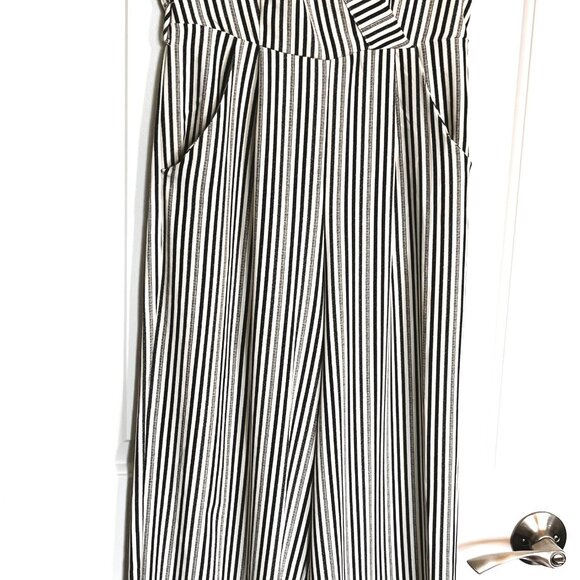 Monteau Los Angeles Striped Jumpsuit Dress – Size XL – Black & White – Polyester - Picture 3 of 7